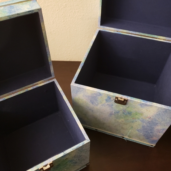 Decorative Fish Art Keepsake Boxes Set of 2. - Picture 6 of 7